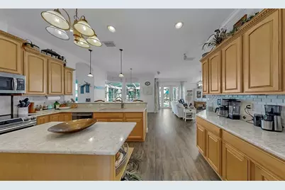 6408 Rubia Circle, Apollo Beach, FL 33572 - Photo 32