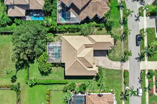 6408 Rubia Cir, Apollo Beach, FL 33572 - Photo 8