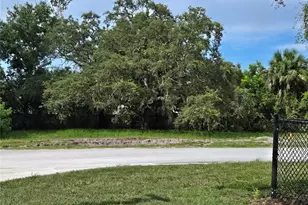 440 Jackson St, Dunedin, FL 34698 - Photo 1