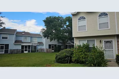 8711 Cobbler Place, Tampa, FL 33615 - Photo 2