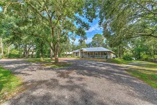 118 E Hunter Rd, Plant City, FL 33565 - Photo 2