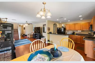 4564 Limerick Drive, Tampa, FL 33610 - Photo 10