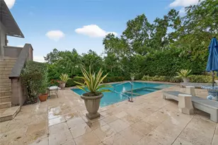 301 Caspian St, Tampa, FL 33606 - Photo 12