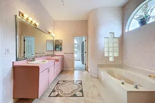 7116 Pebble Beach Ln, Seminole, FL 33777 - Photo 20