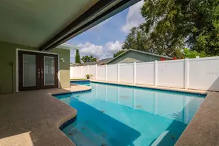 14918 Old Pointe Rd, Tampa, FL 33613 - Photo 34