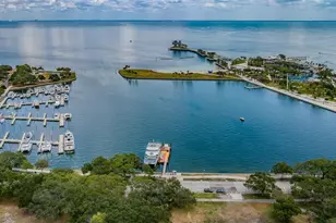 700 Beach Dr NE, Saint Petersburg, FL 33701 - Photo 74