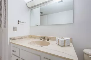 700 Beach Dr NE, Saint Petersburg, FL 33701 - Photo 44