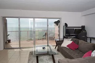 7430 Sunshine Skyway Ln S, Saint Petersburg, FL 33711 - Photo 22