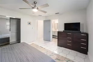 2000 58th St N, Saint Petersburg, FL 33710 - Photo 14