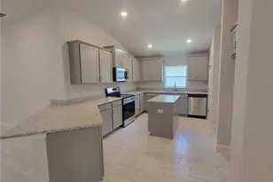 13327 Ogden Glade Rd, Dade City, FL 33525 - Photo 10