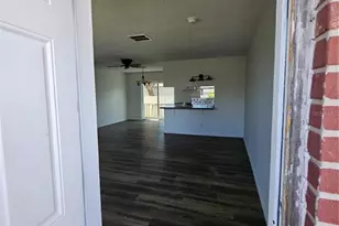 7840 Boca Ciega Dr, Saint Pete Beach, FL 33706 - Photo 4