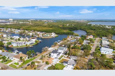 220 90th Avenue NE, Saint Petersburg, FL 33702 - Photo 68