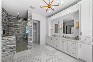 555 Suwanee Cir, Tampa, FL 33606 - Photo 32