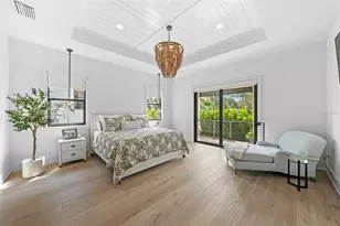 555 Suwanee Cir, Tampa, FL 33606 - Photo 24