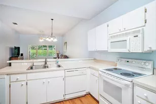2619 Newcomb Ct, Sun City Center, FL 33573 - Photo 6
