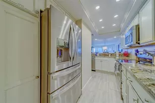 17980 Gulf Blvd, Redington Shores, FL 33708 - Photo 10