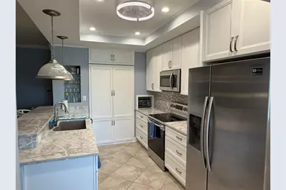 910 Pinellas Bayway S #103, Tierra Verde, FL 33715 - Photo 8