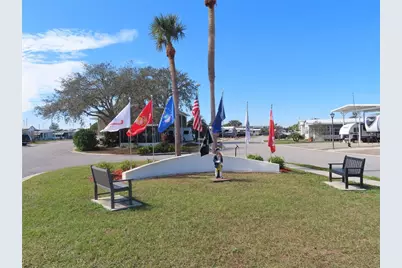 4842 Bobby        Lot 198 Avenue #198, Zephyrhills, FL 33541 - Photo 12
