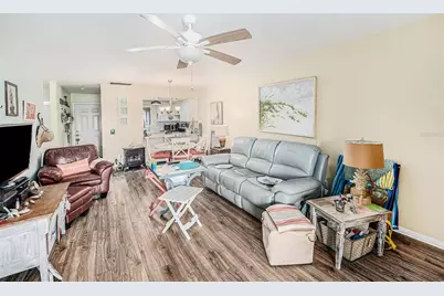 215 Valencia Boulevard #308, Belleair Bluffs, FL 33770 - Photo 4