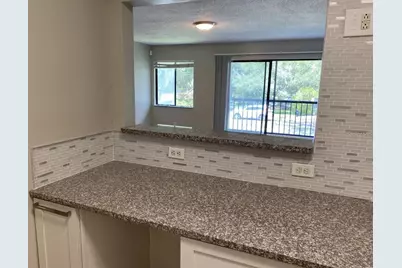 13387 Arbor Pointe Circle #204, Tampa, FL 33617 - Photo 8