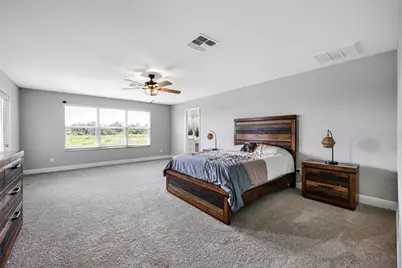 38144 Cobble Creek Boulevard, Zephyrhills, FL 33540 - Photo 20