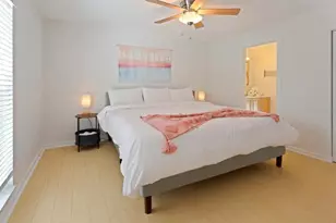 1411 Gray St S, Gulfport, FL 33707 - Photo 12