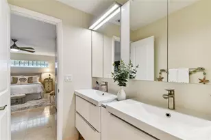 100 Bluff View Dr, Belleair Bluffs, FL 33770 - Photo 38