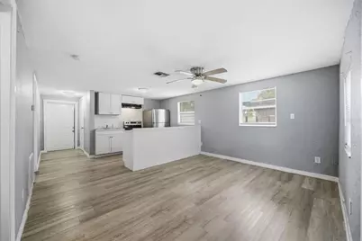 605 S S Disston Ave, Tarpon Springs, FL 34689 - Photo 46
