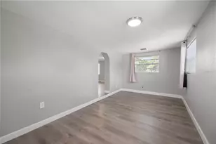 605 S S Disston Ave, Tarpon Springs, FL 34689 - Photo 6