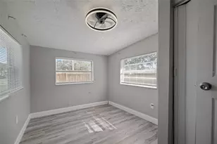 605 S S Disston Ave, Tarpon Springs, FL 34689 - Photo 8