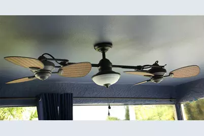 463 E Morgan Street, Tarpon Springs, FL 34689 - Photo 18