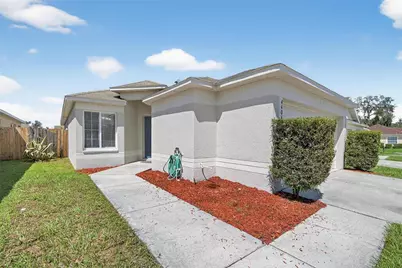 4404 Country Hills Boulevard, Plant City, FL 33563 - Photo 1