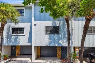 12134 Capri Cir S, Treasure Island, FL 33706 - Photo 2