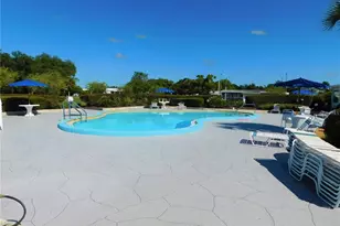 35057 McCulloughs Leap, Zephyrhills, FL 33541 - Photo 36