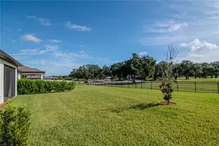 6156 Bradford Woods Dr, Zephyrhills, FL 33542 - Photo 48