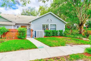 2728 Bentley Dr, Palm Harbor, FL 34684 - Photo 2