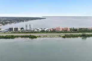 7300 Sunshine Skyway Ln S, Saint Petersburg, FL 33711 - Photo 36