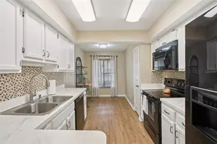 7300 Sunshine Skyway Ln S, Saint Petersburg, FL 33711 - Photo 8