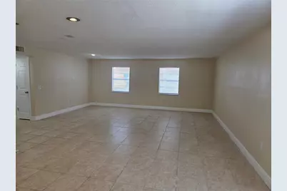 9004 Tudor Drive #K104, Tampa, FL 33615 - Photo 4