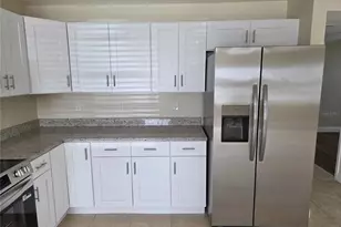 9004 Tudor Dr, Tampa, FL 33615 - Photo 6