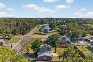 8110 Macoma Dr NE, Saint Petersburg, FL 33702 - Photo 48