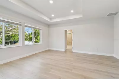 8056 33rd Avenue N, Saint Petersburg, FL 33710 - Photo 20