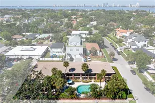 208 Danube Ave, Tampa, FL 33606 - Photo 2