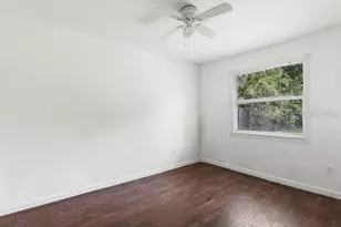 1911 SE 14th Ave, Gainesville, FL 32641 - Photo 14