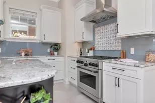 2807 W Sitios St, Tampa, FL 33629 - Photo 12