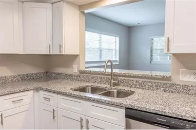 3005 S Kings Avenue, Brandon, FL 33511 - Photo 10