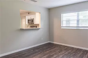 3005 S Kings Ave, Brandon, FL 33511 - Photo 14