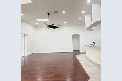 1032 Legends Pass Drive, Valrico, FL 33594 - Photo 6