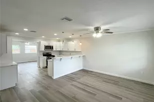 1835 Nevada Ave NE, Saint Petersburg, FL 33703 - Photo 4