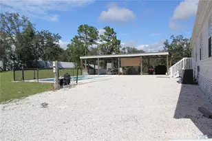 13127 Star Rd, Brooksville, FL 34613 - Photo 12